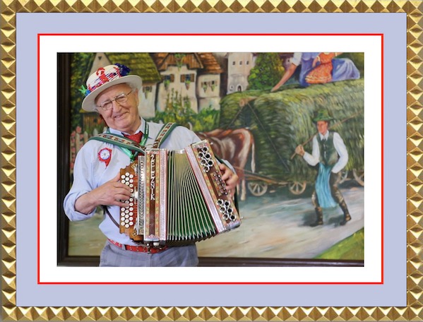 Contestant Louis Zelko