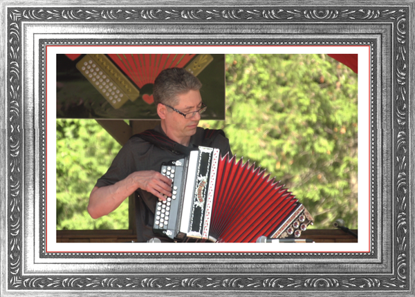 Contestant Mark Marentic