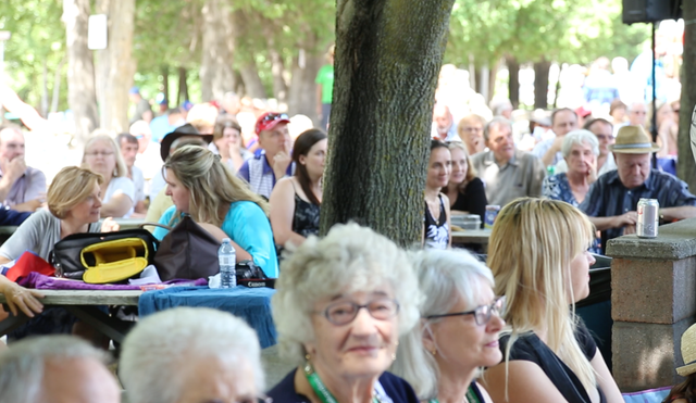 crowd shot1