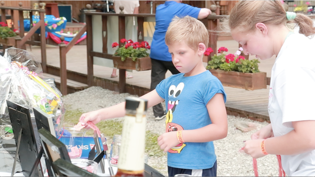 Raffle ticket buyers