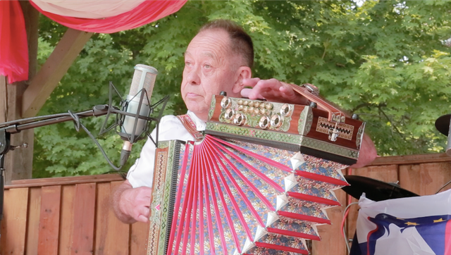 Showcaser Joze Cesnik2