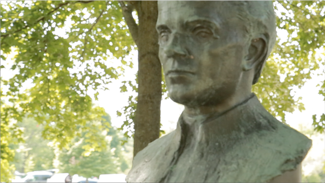 Simon Gregorcic Statue